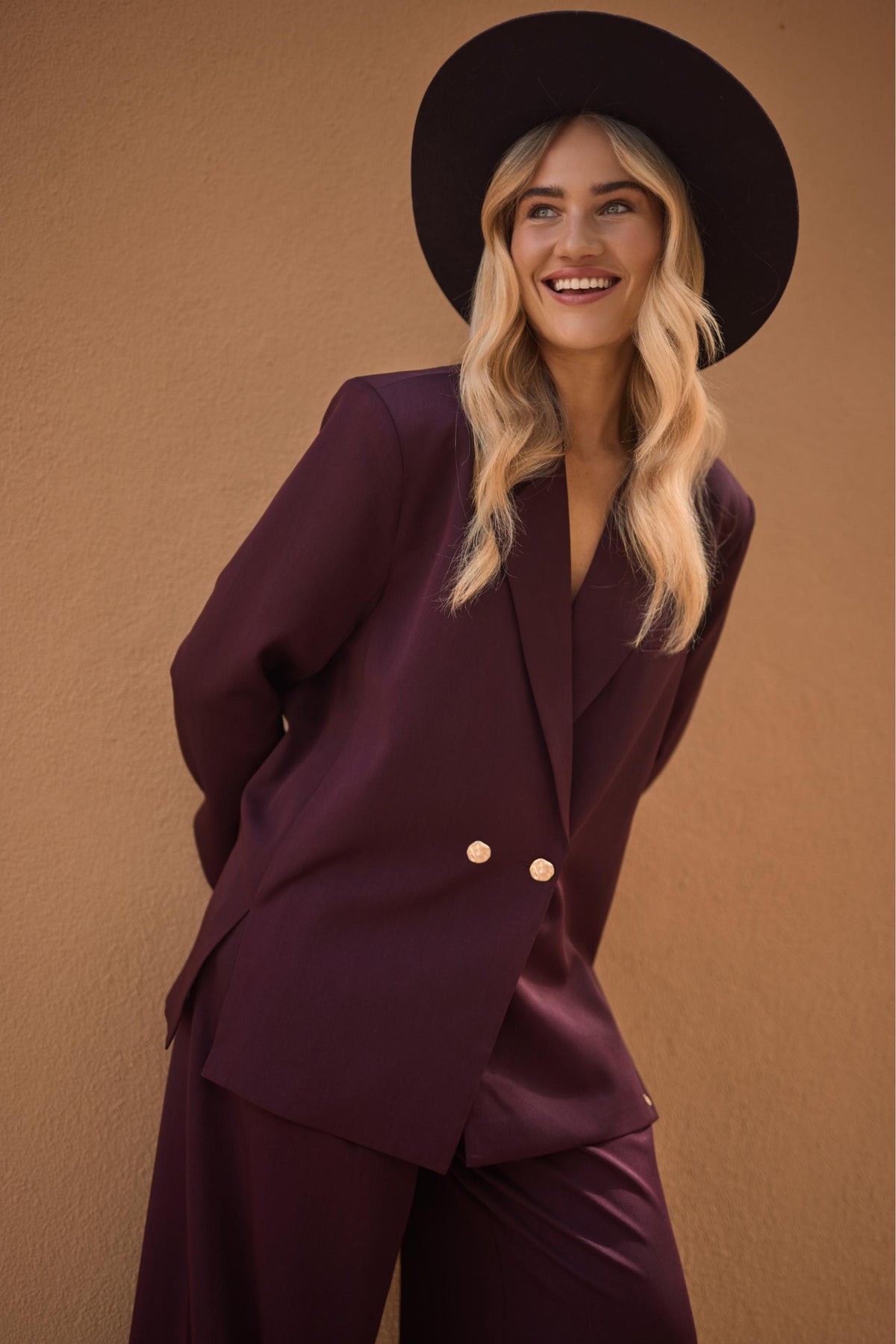 Darcey Blazer | Cherry