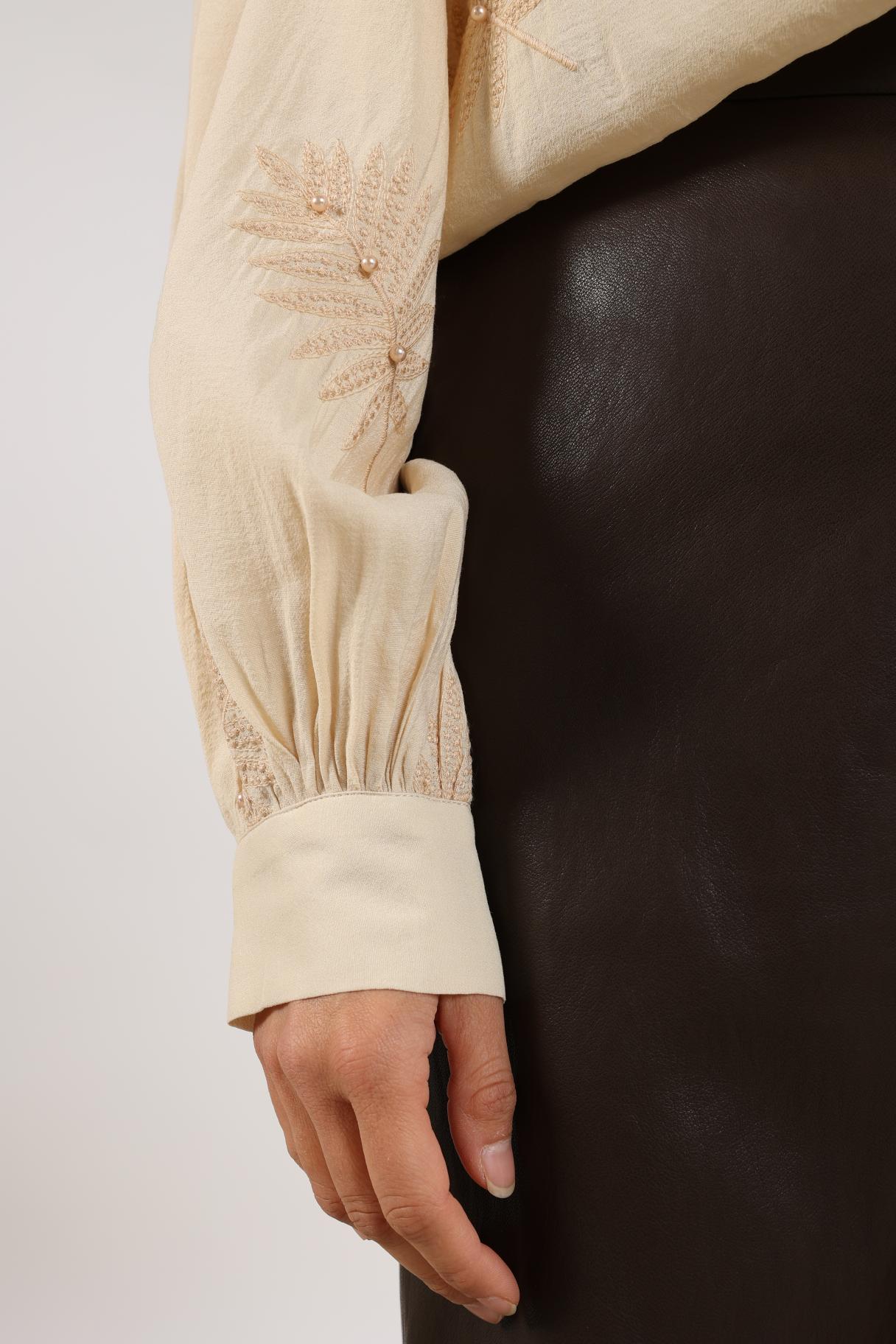 Milanova Blouse Pearl | Sand