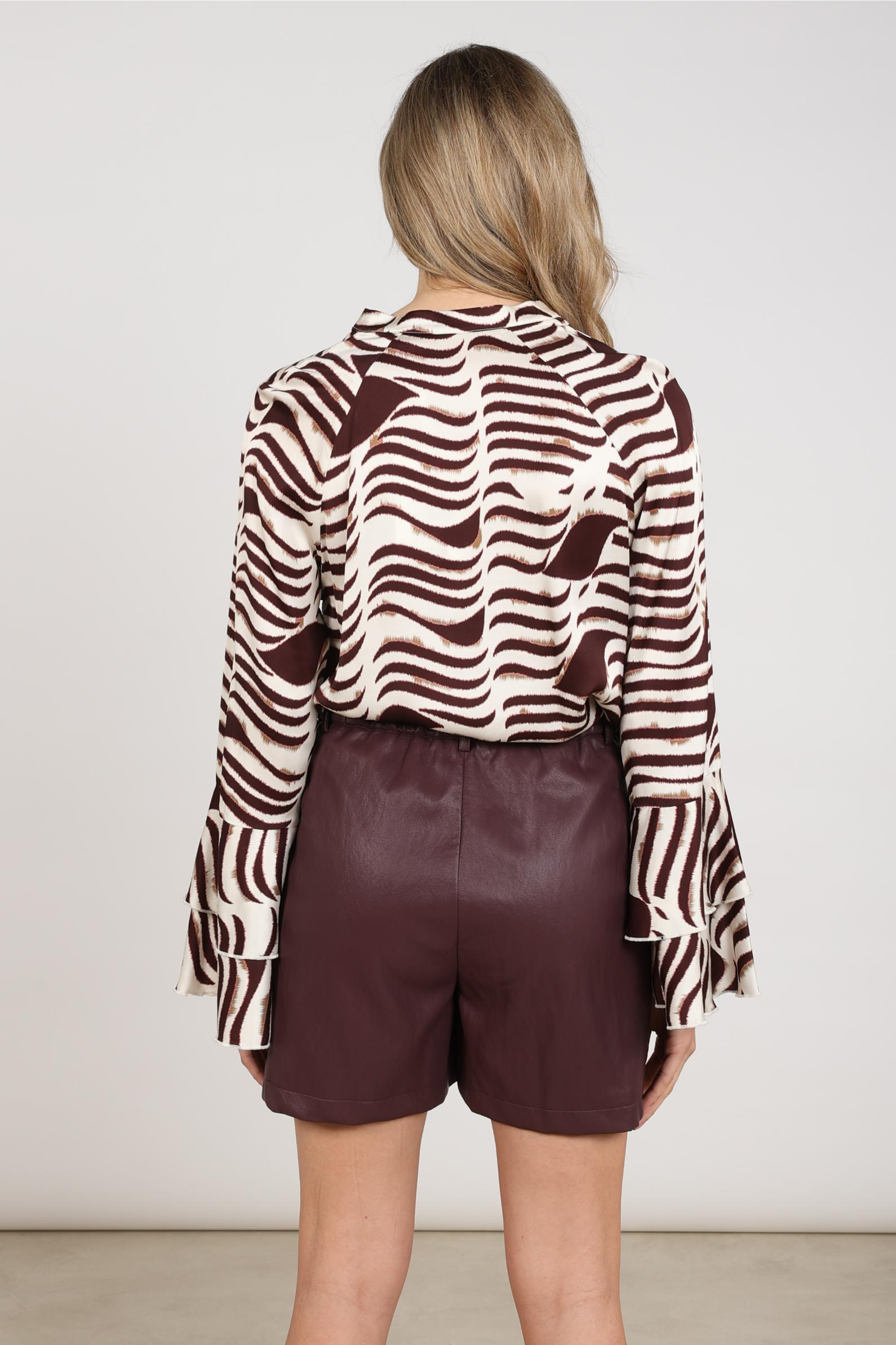 April Blouse V-Neck Zebra | Offwhite/Cherry