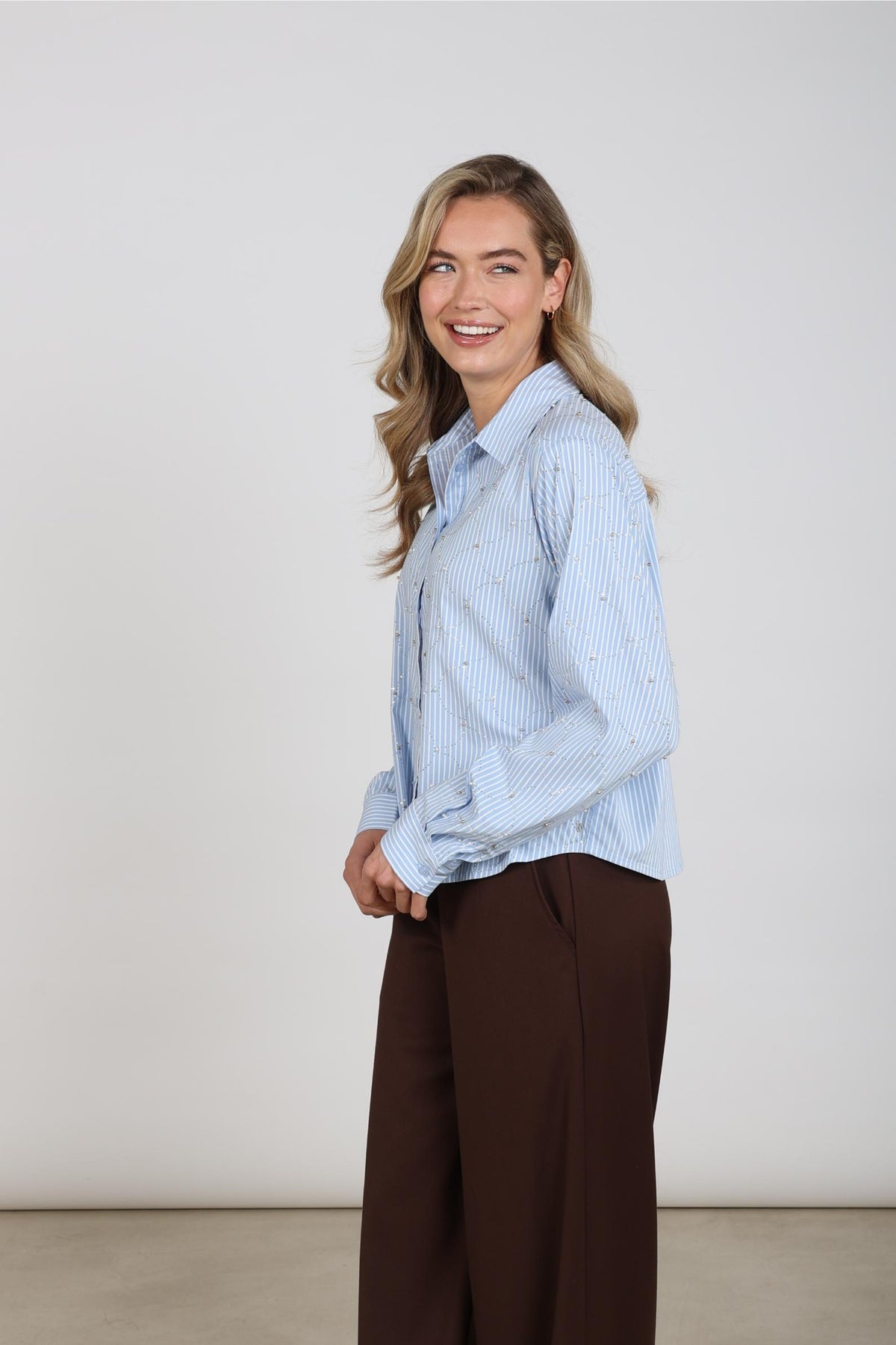 Nowi Blouse Stripe Stones | Offwhite/Sky