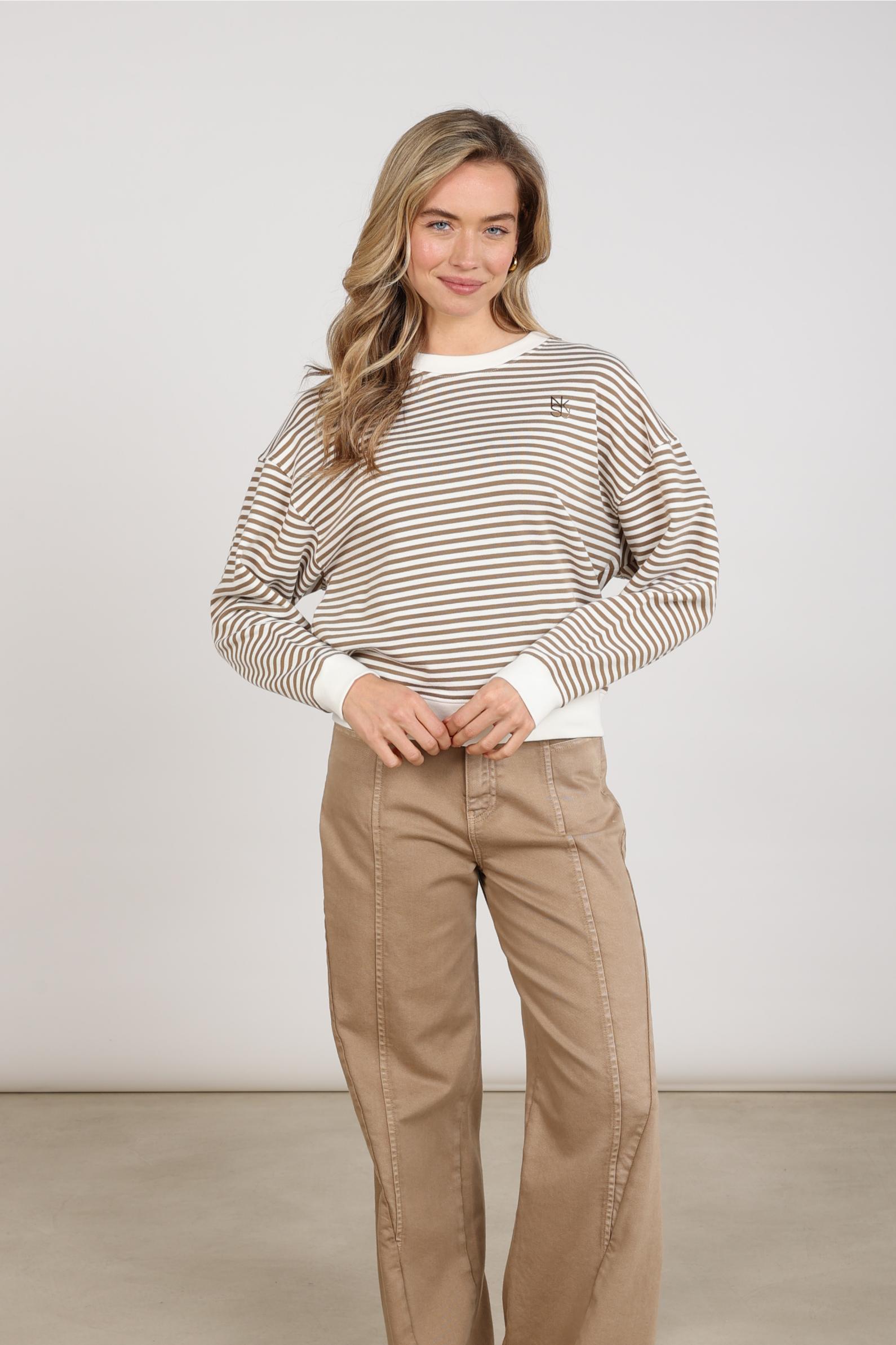 Nelly Pullover Stripe | Offwhite/Taupe