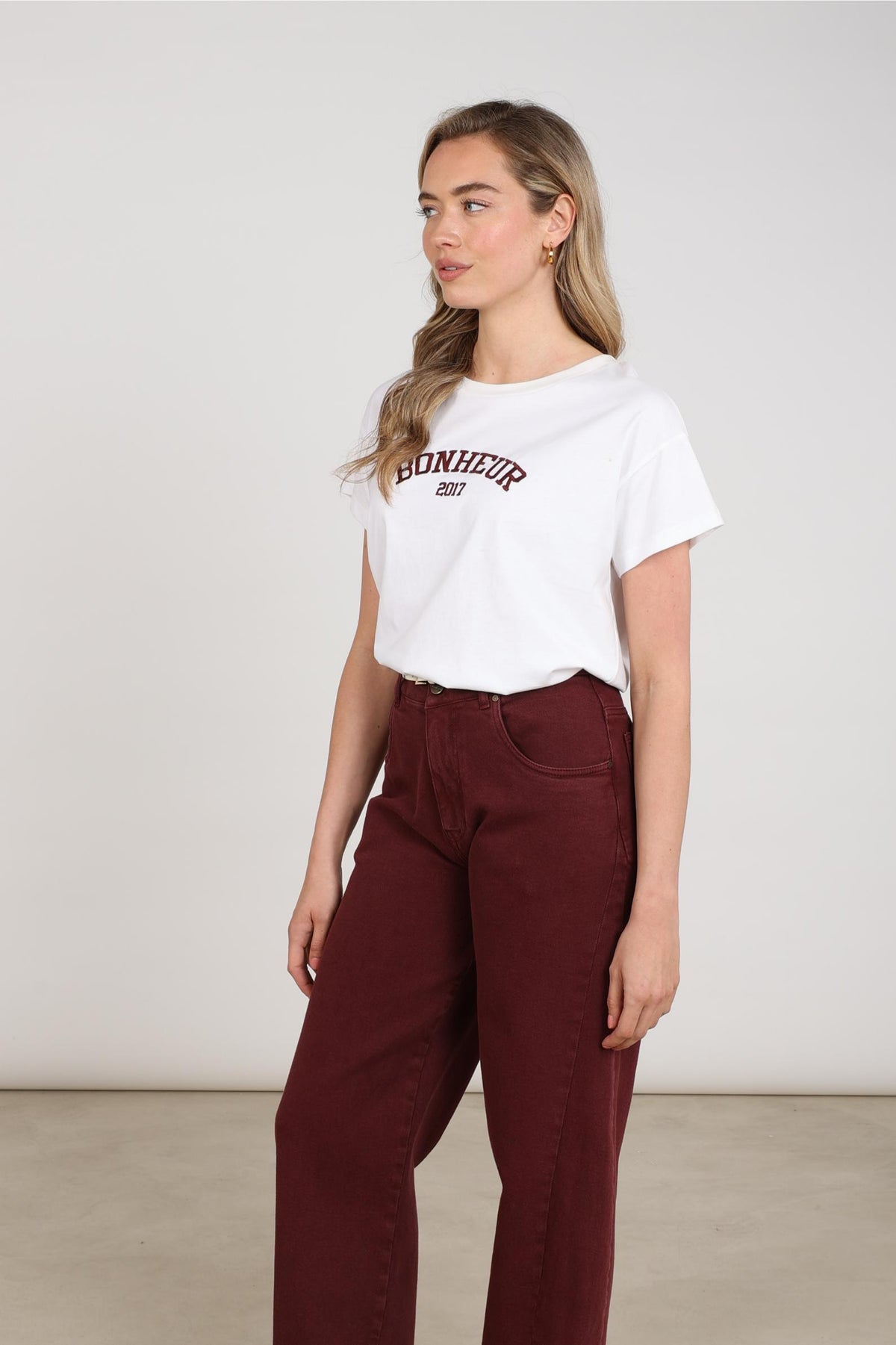 Senna T-shirt | Offwhite/Cherry
