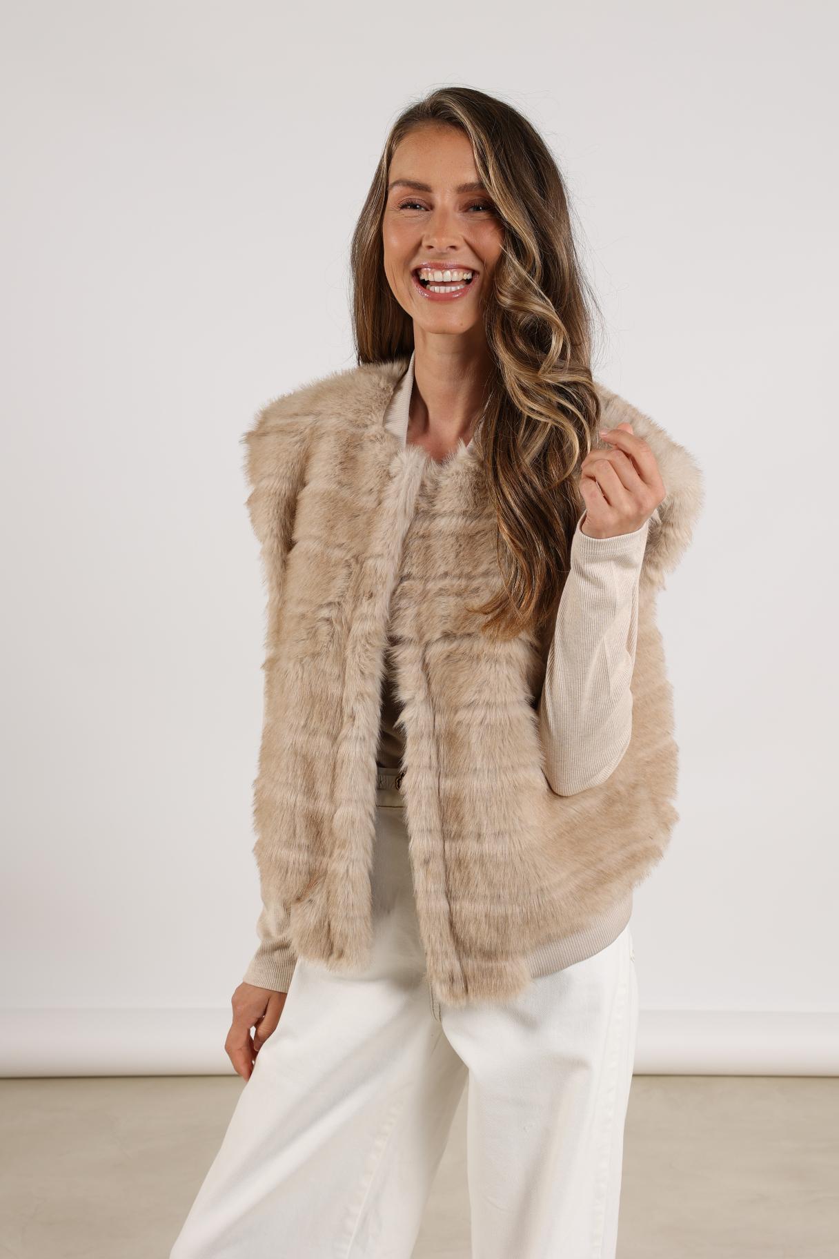 Billy Gilet Stripe | Sand