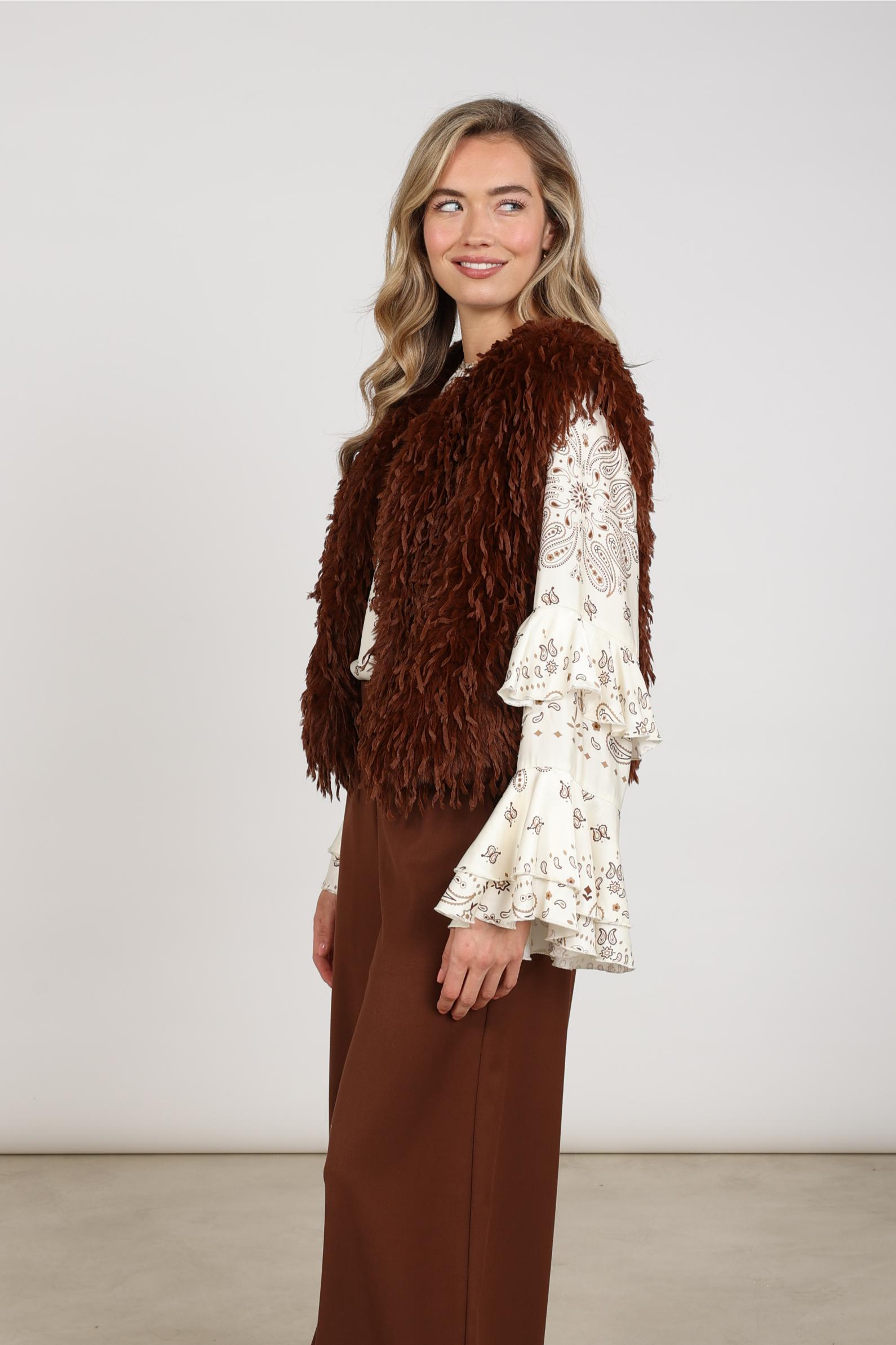 Mila Gilet Feather | Espresso