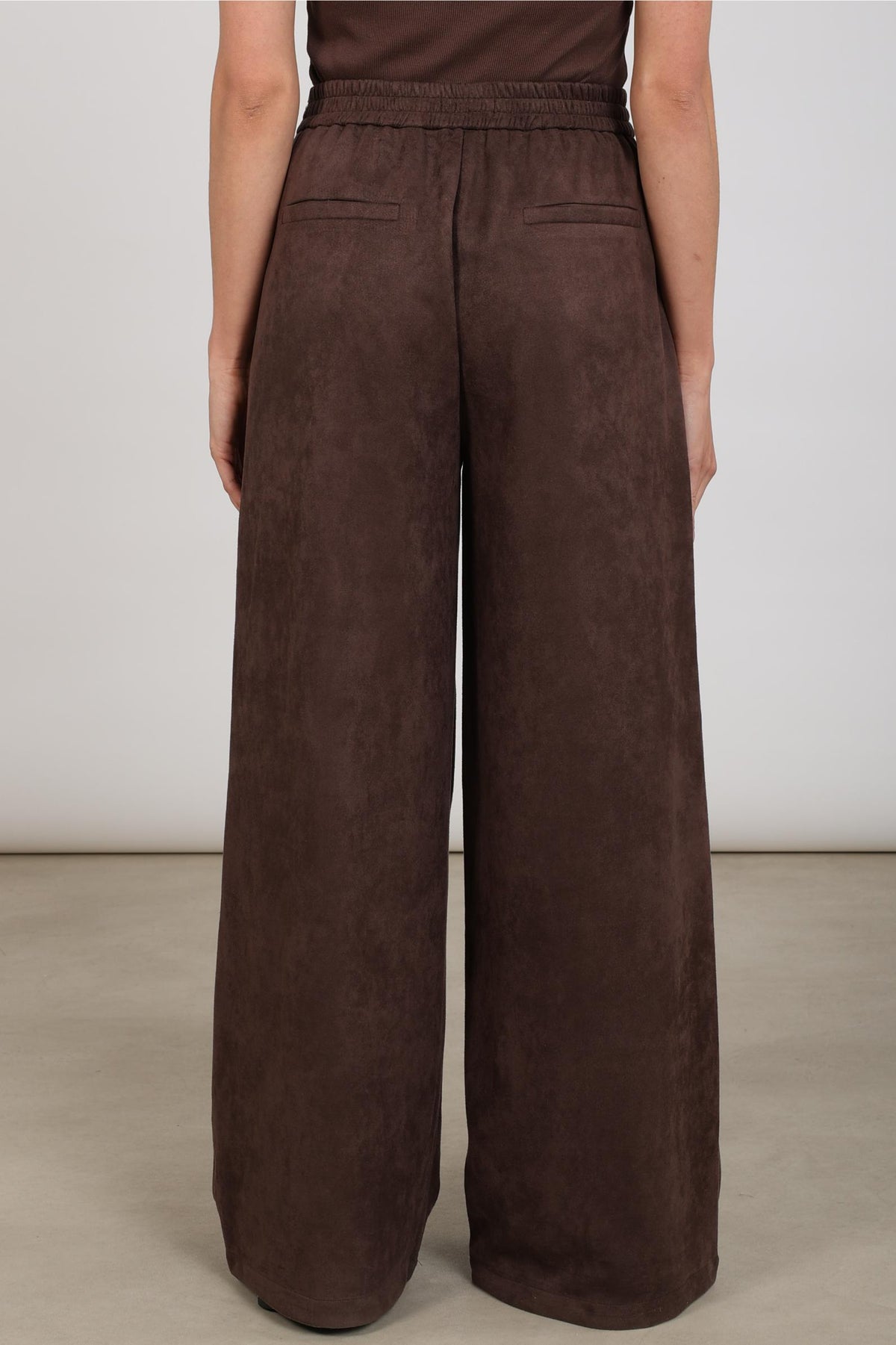 Bertie Pants Suede | Chocolate
