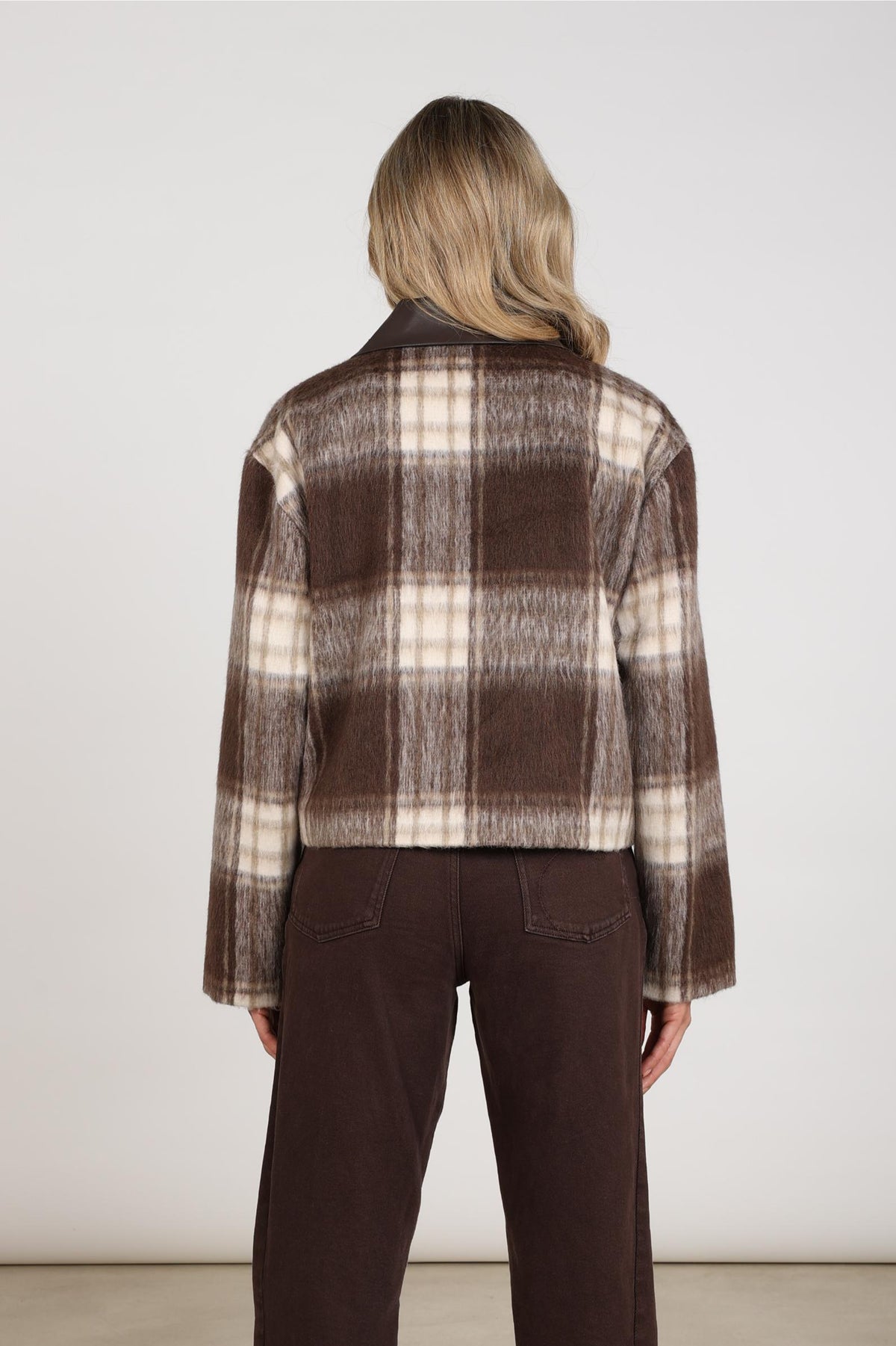 Hetty Jacke Karo | Schokolade/Offwhite