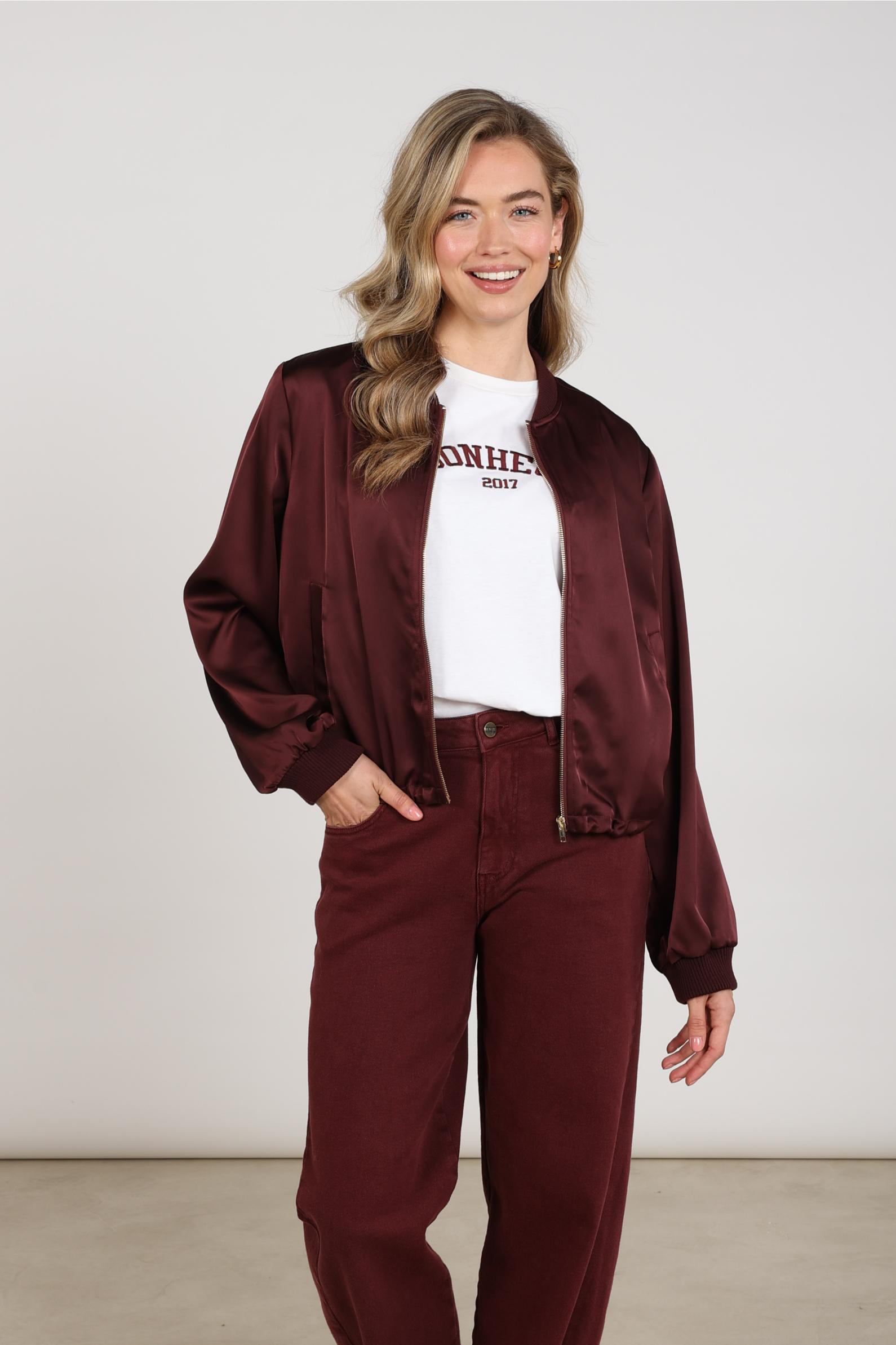 Dena Jacket Shiny | Cherry
