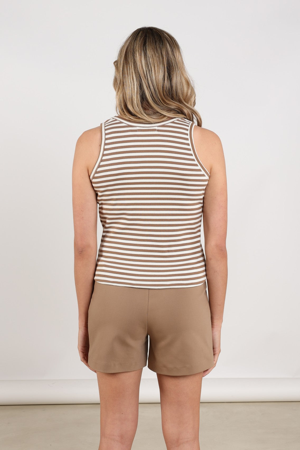 Steffie Singlet | Offwhite/Camel