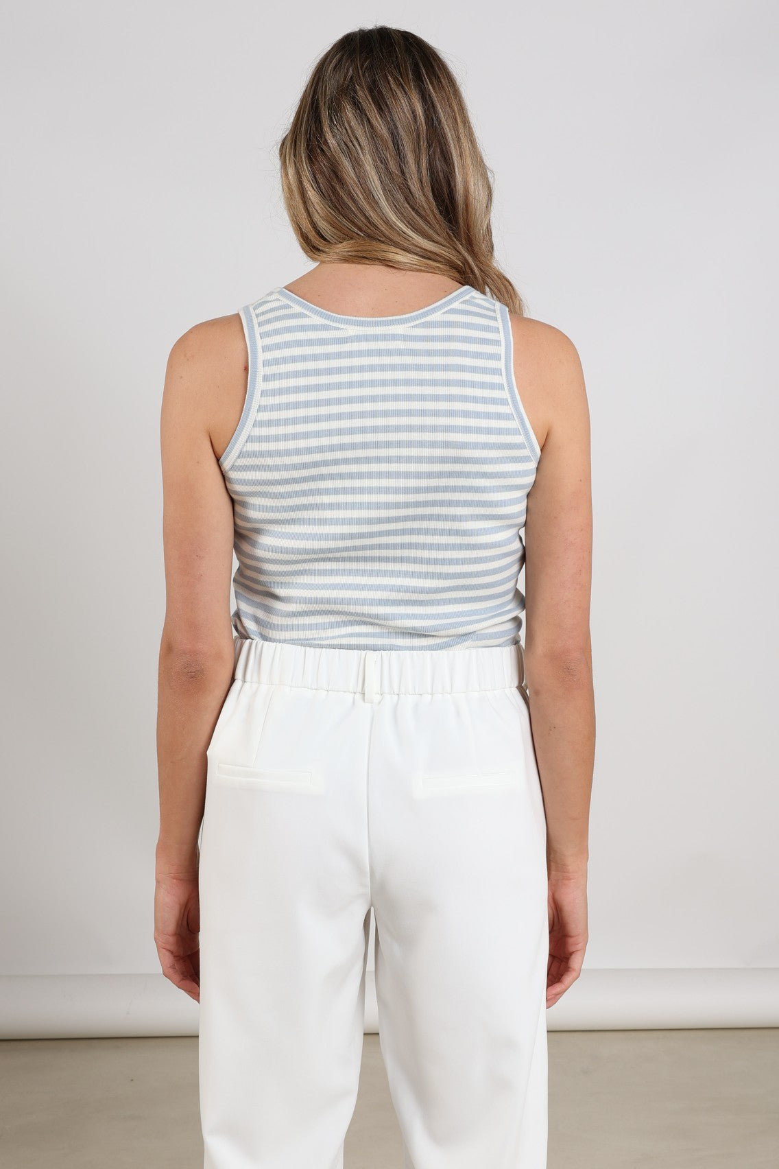 Steffie Singlet | Offwhite/Cloudy