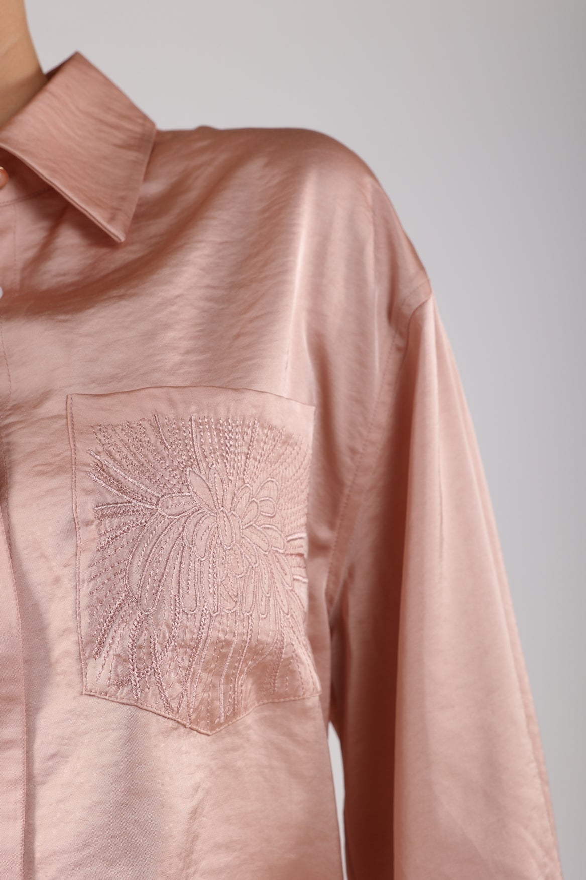 Lynn Blouse Silky | Salmon