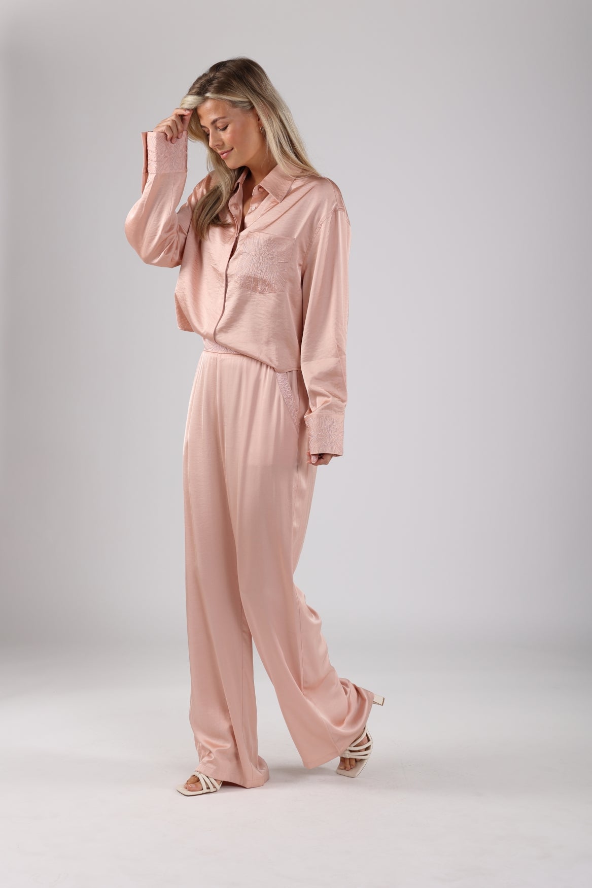 Lynn Blouse Silky | Salmon