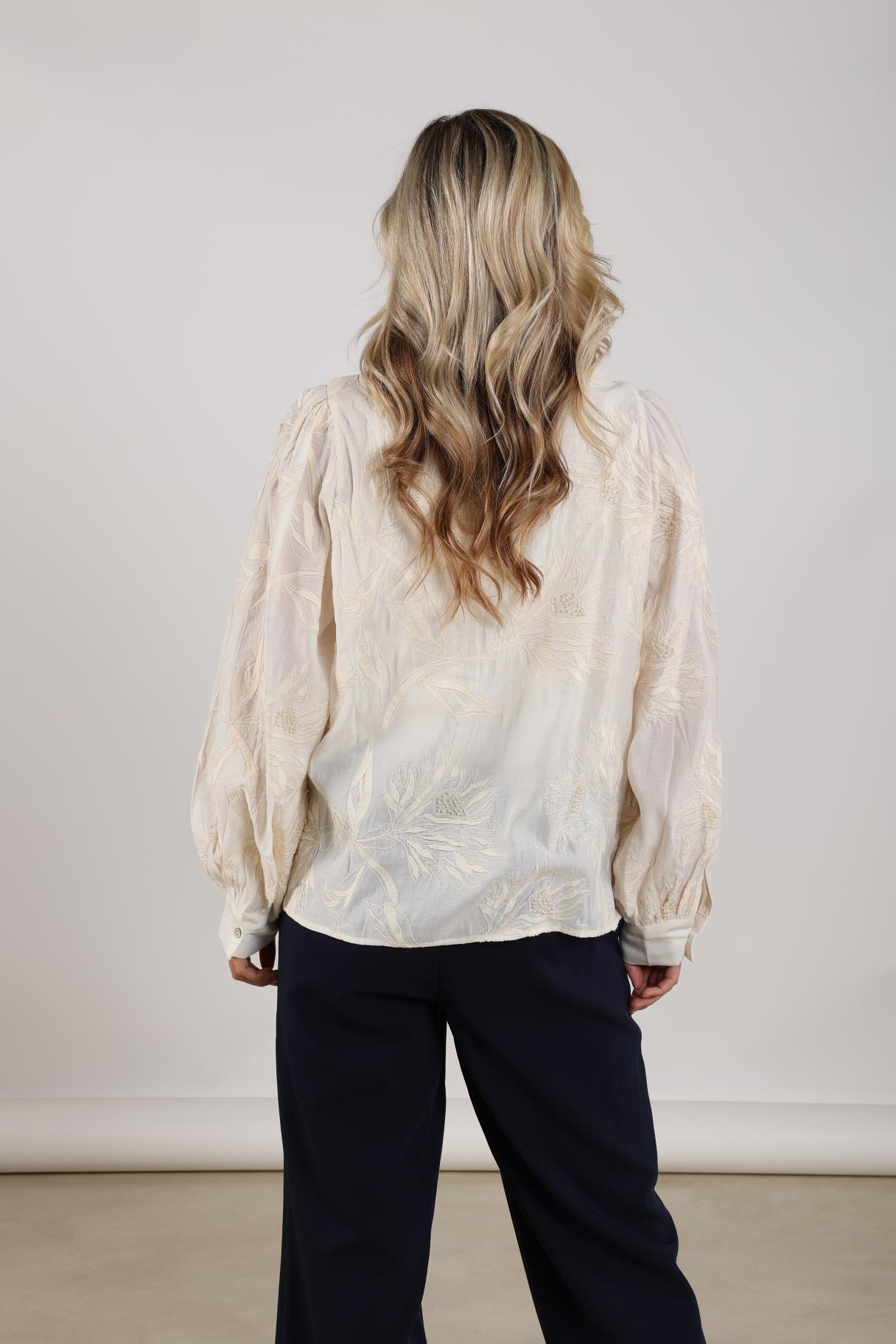 Avy Blouse Embroidery | Off White
