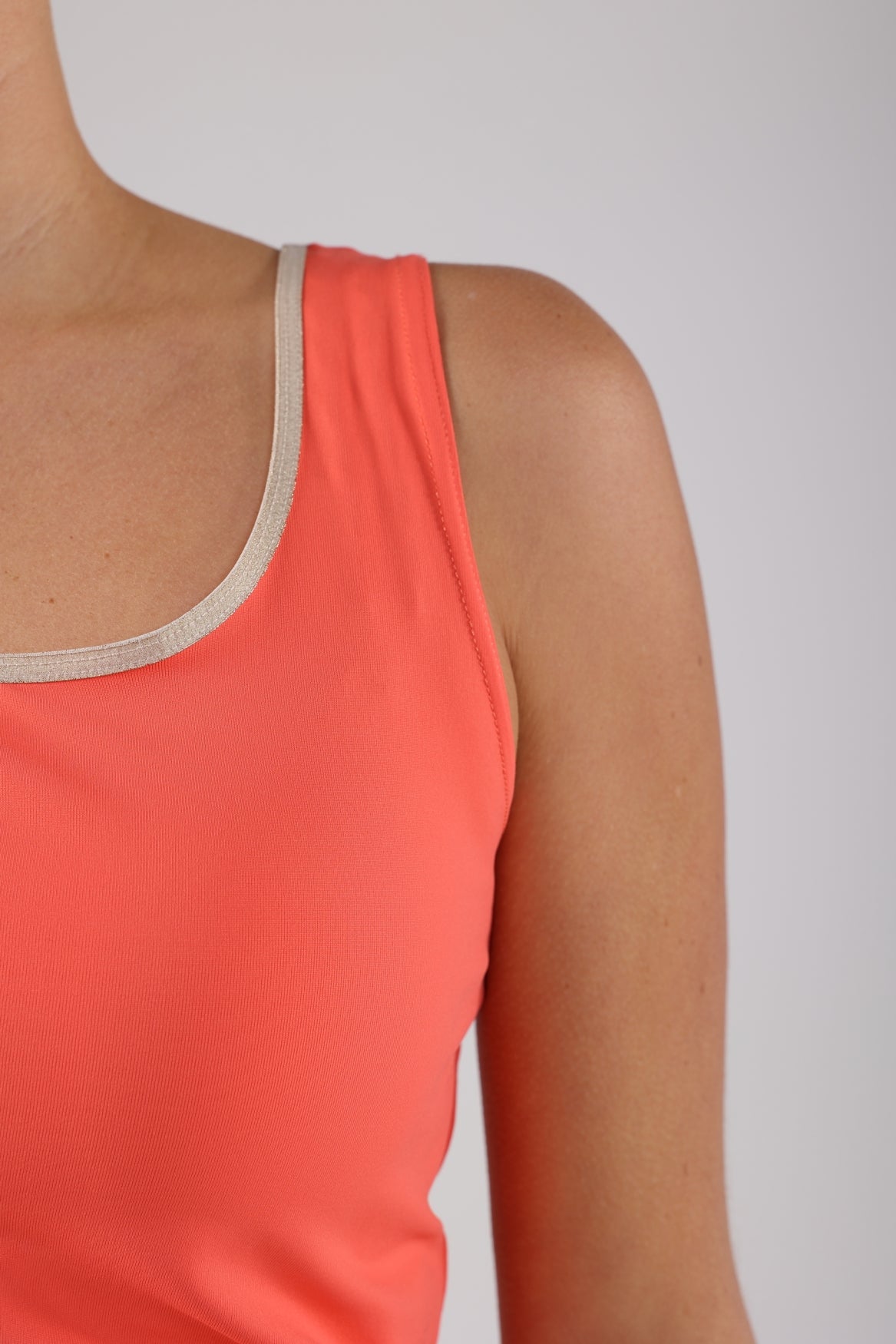 Juba Singlet | Coral/Gold