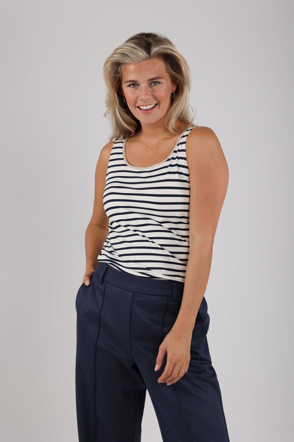 Juba Singlet Stripe | Offwhite/Navy