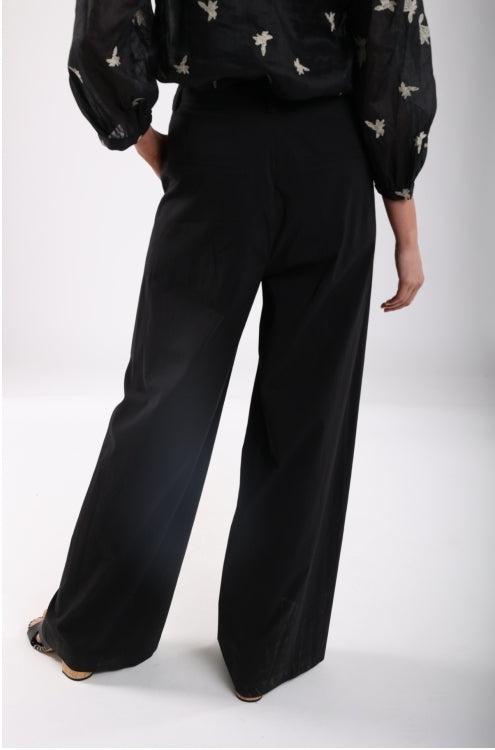 Nieka Pants | Black