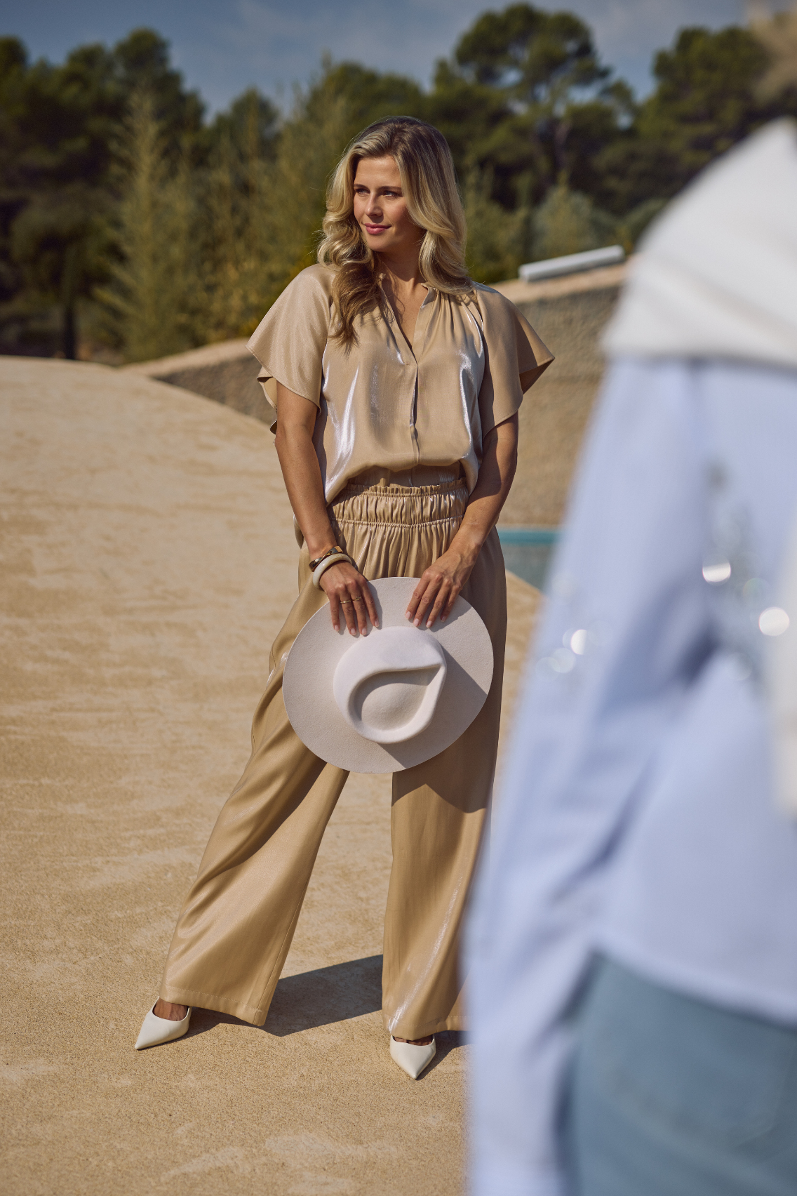 Taylor Top Shiny | Sand