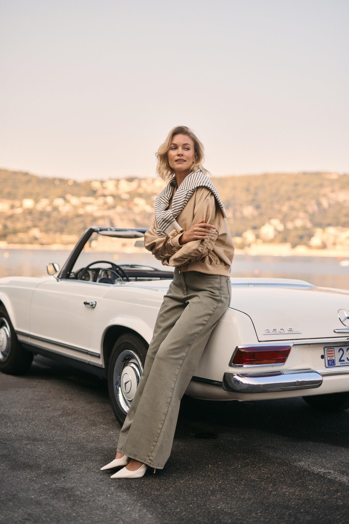 Babette Bomber | Gold