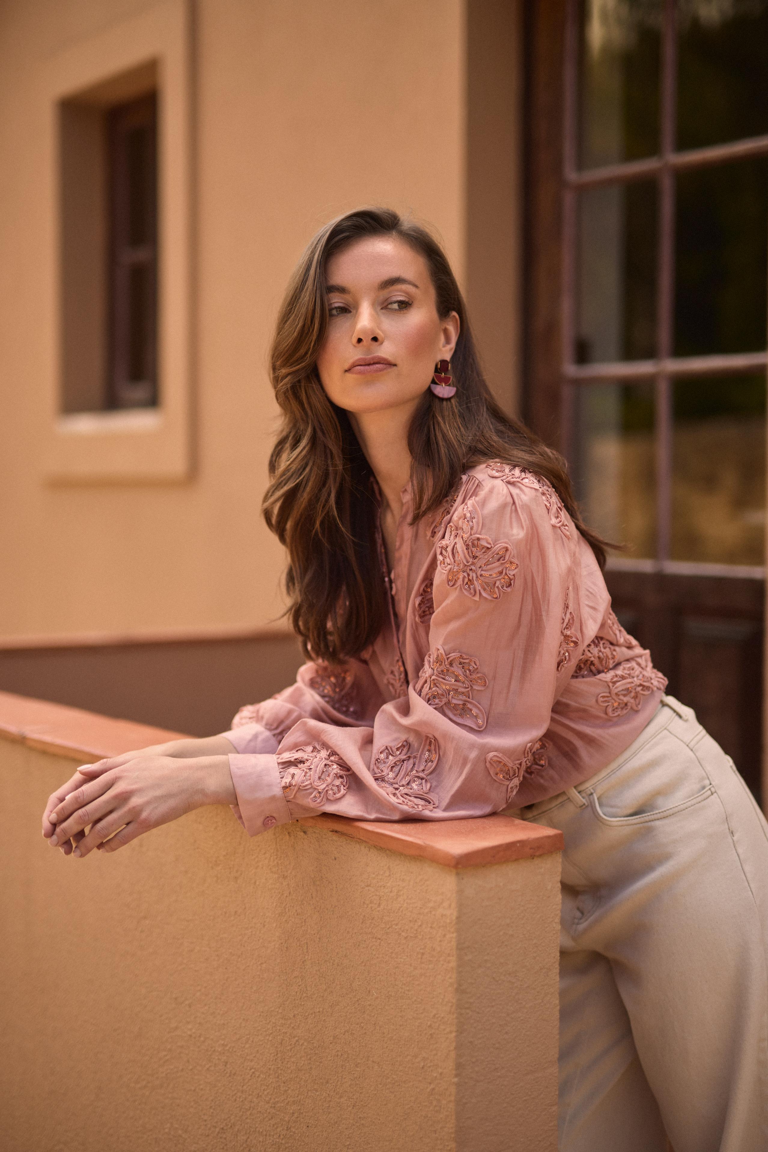 Antonella Blouse Paillet Flower | Rose