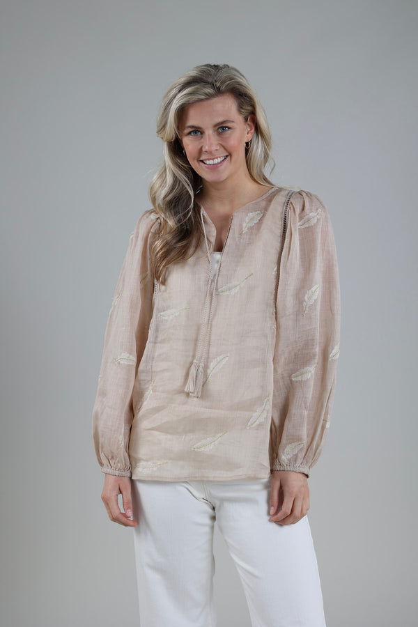 Cecile Blouse Feather Sand