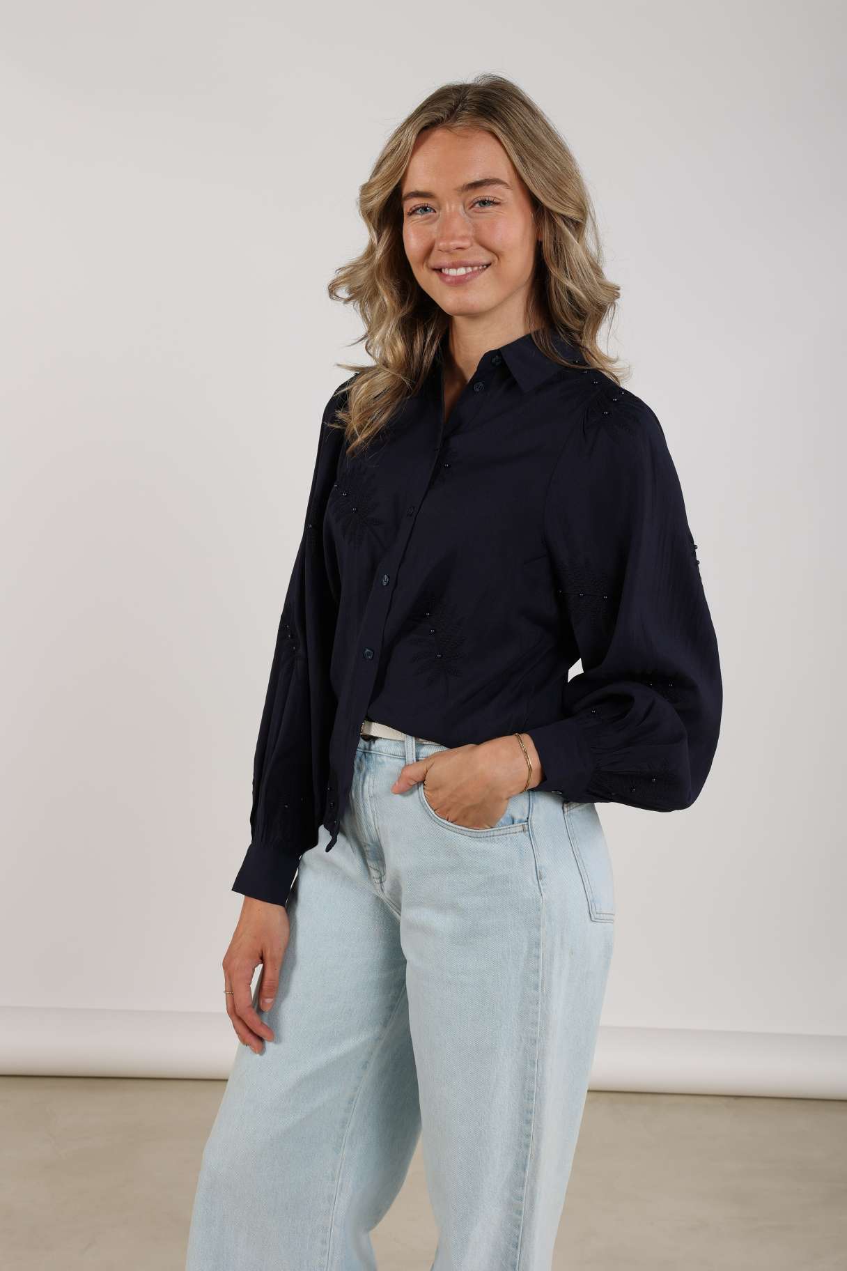 Milanova Blouse Pearl | Navy