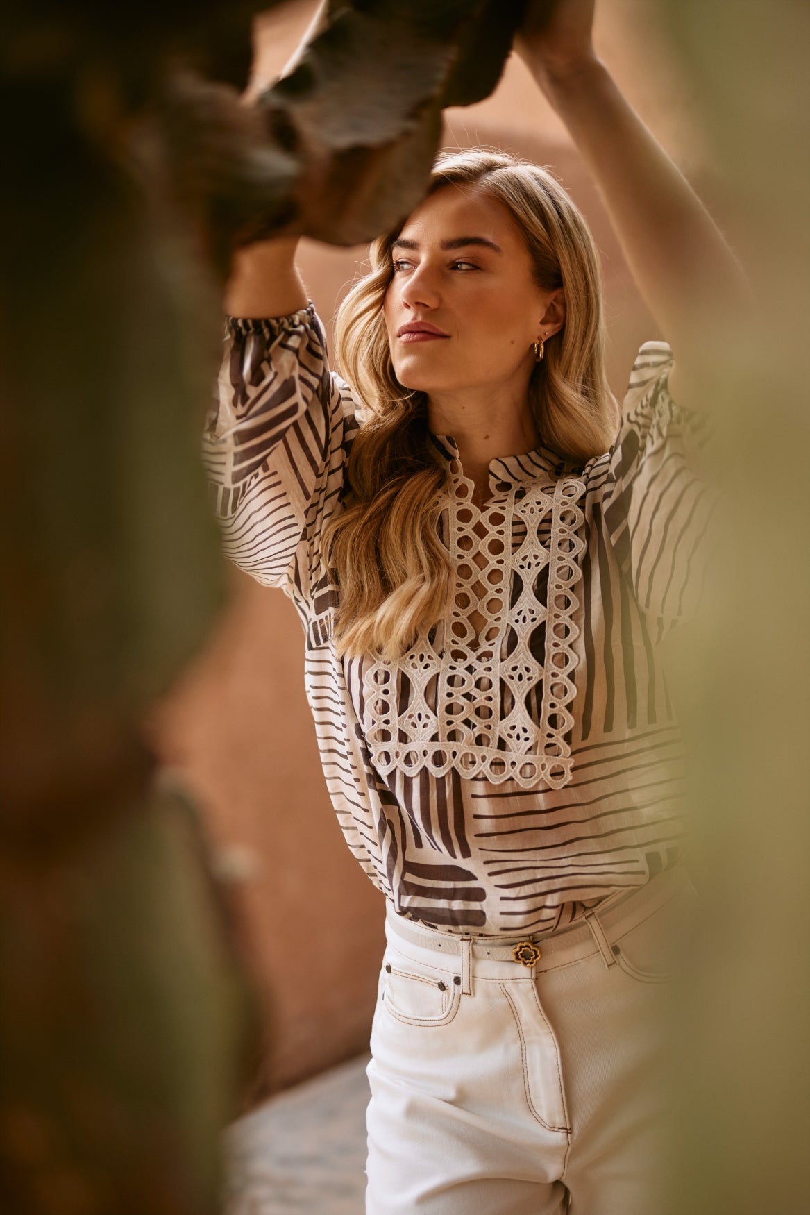 Mae Top Stripes | Offwhite/Greige