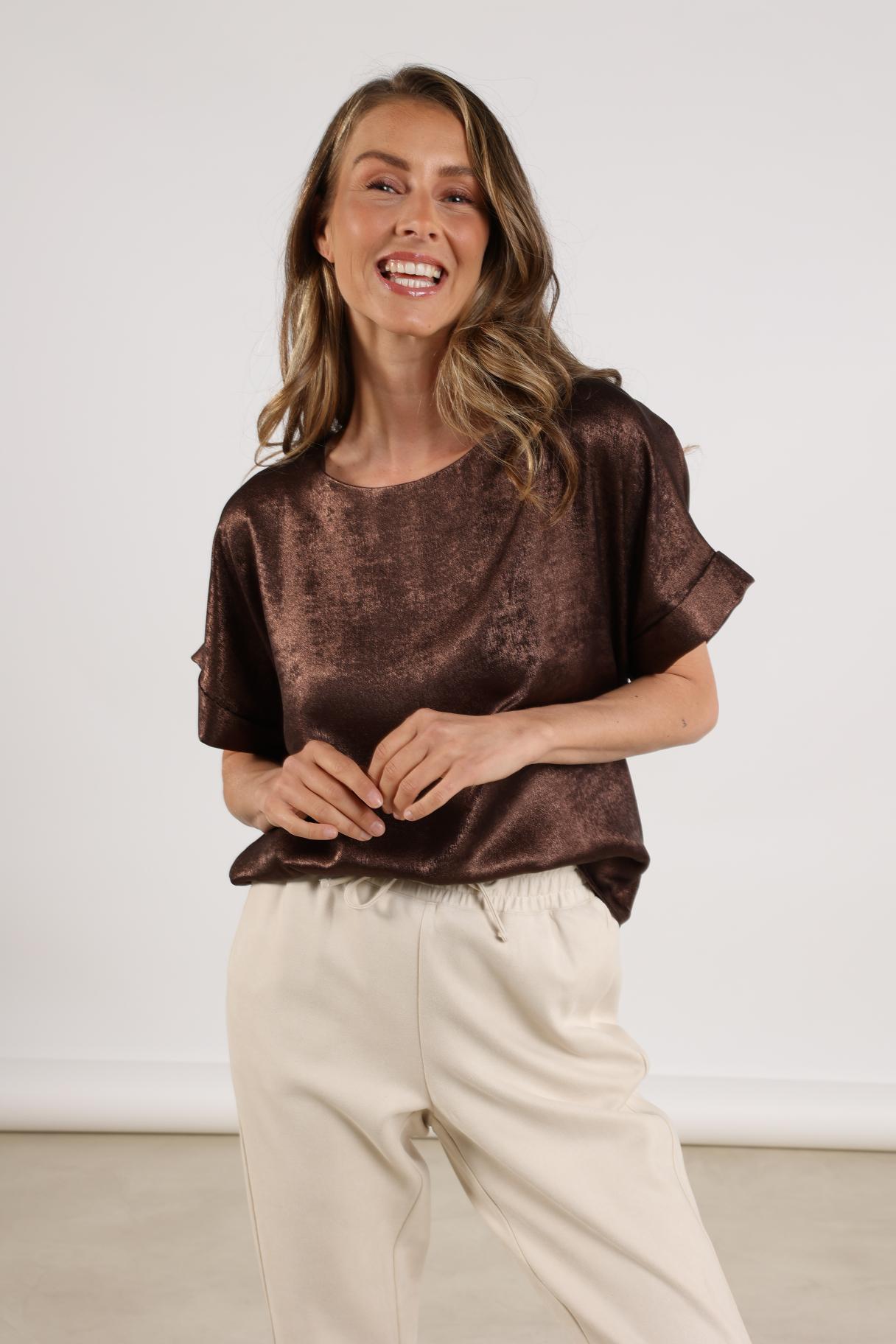 Irene Top Shiny | Dark Chocolate