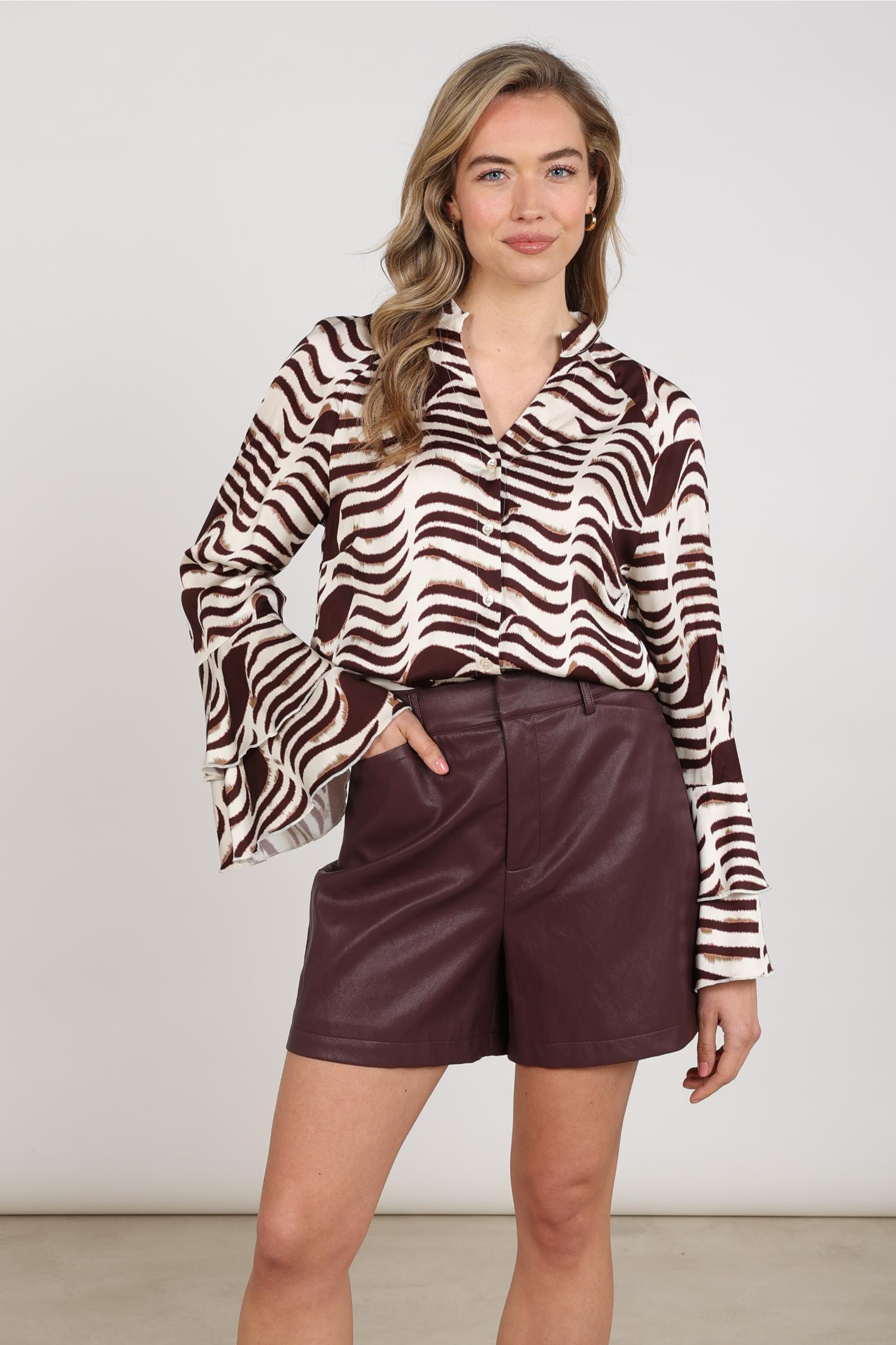April Blouse V-Neck Zebra | Offwhite/Cherry