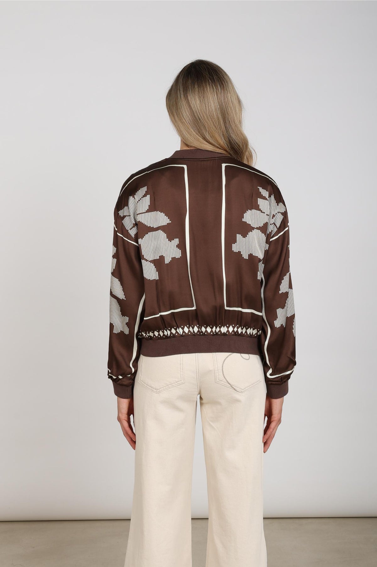 Alexandra Blouse Tie  Cross | Chocolate/Offwhite
