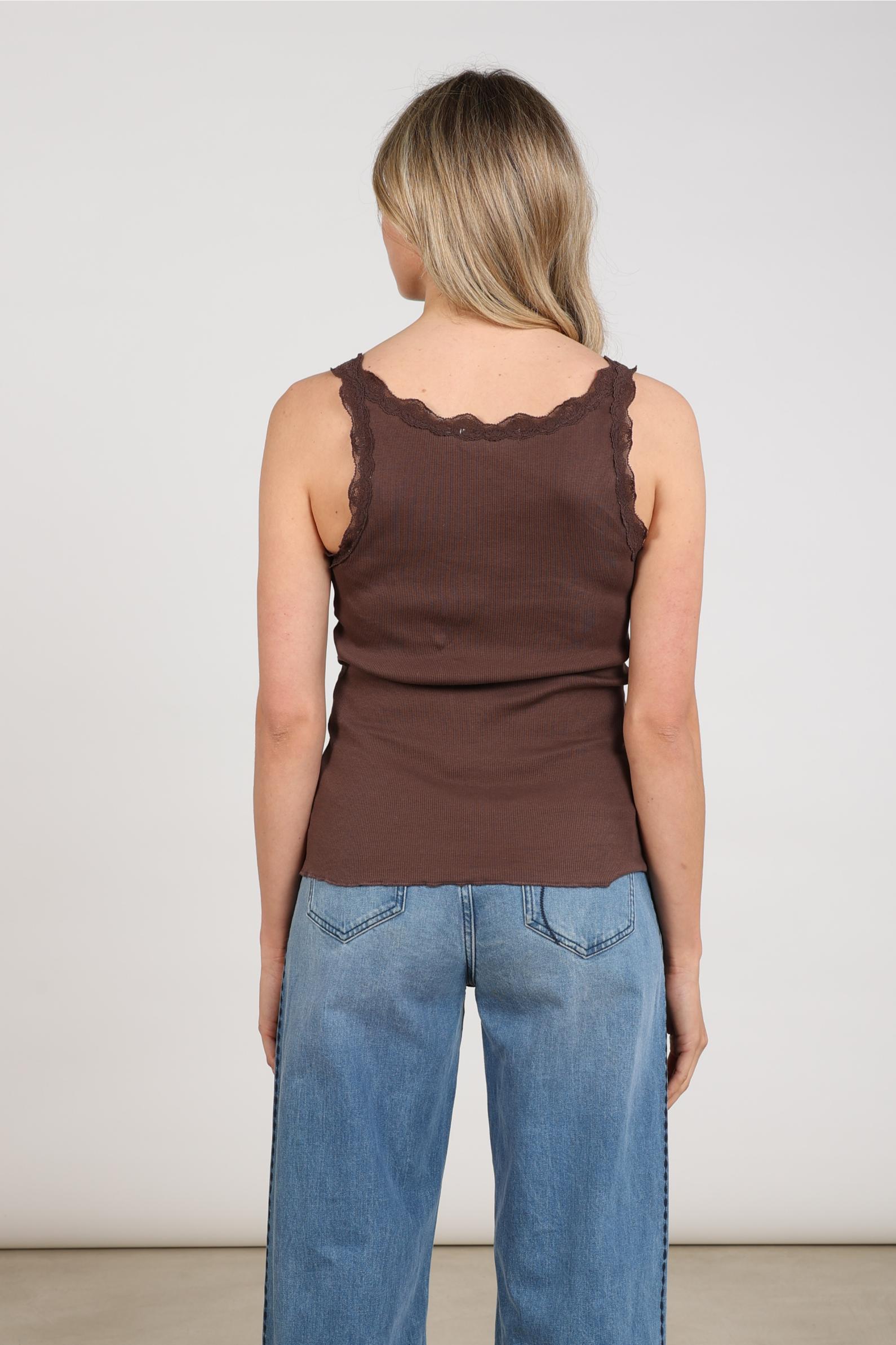 Maddie Singlet Lace | Chocolate