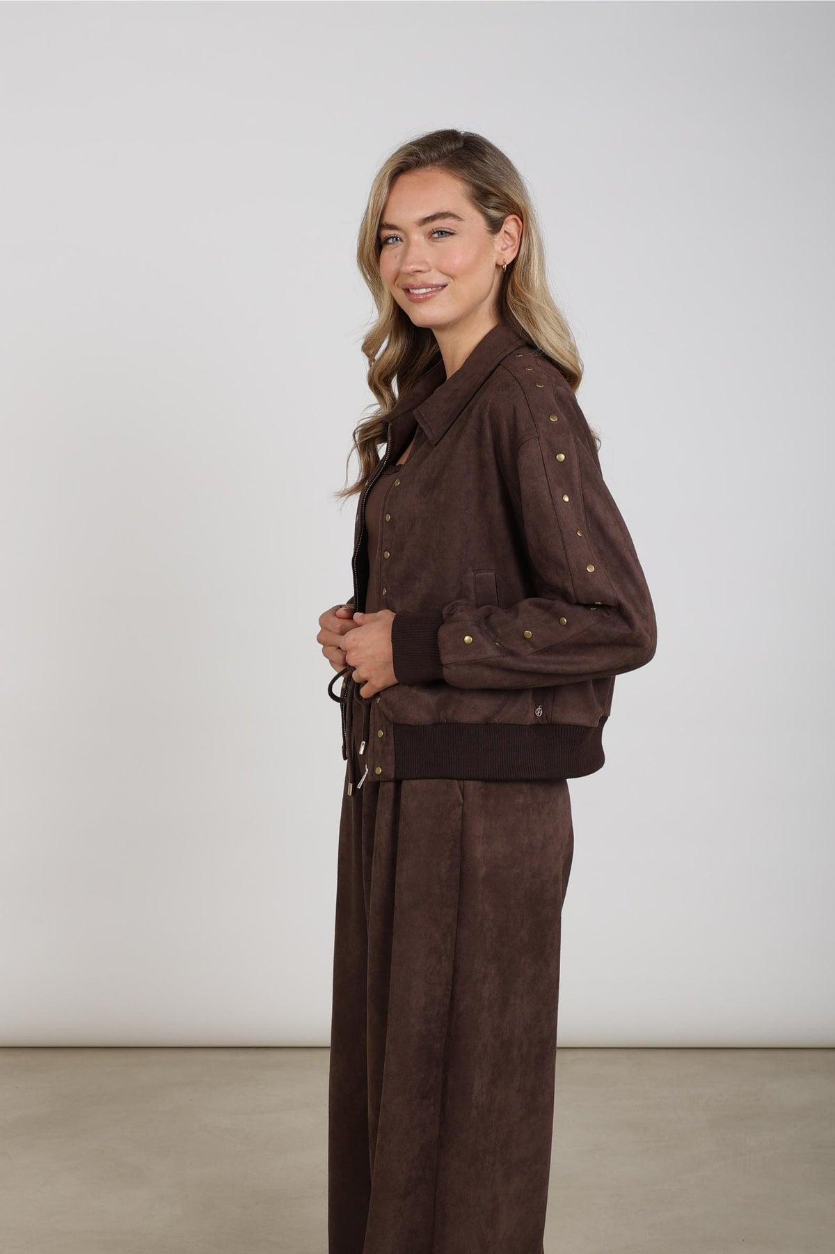 Doretta Jacket Studs | Chocolate