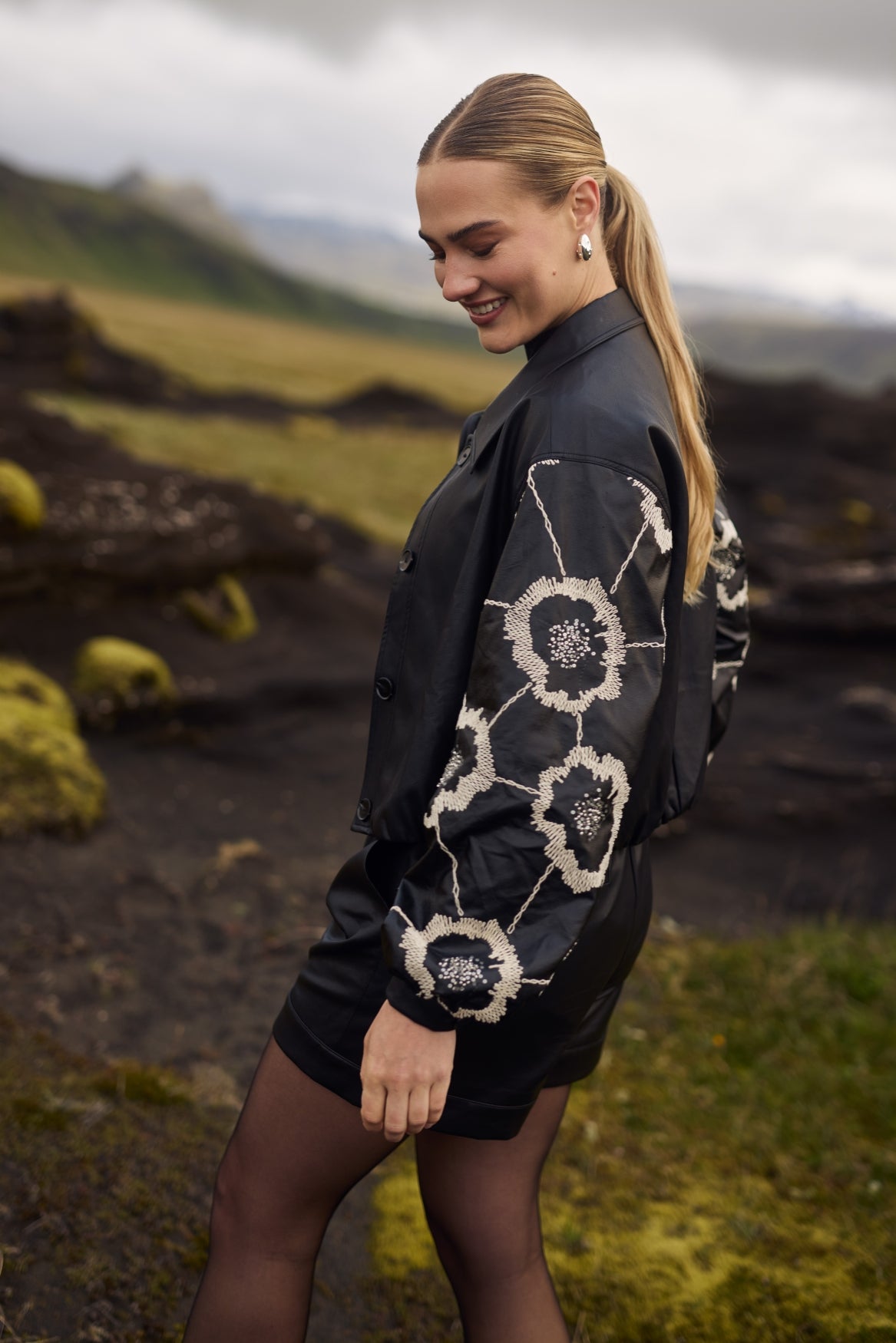 Fiene Jacket Embroidery | Black