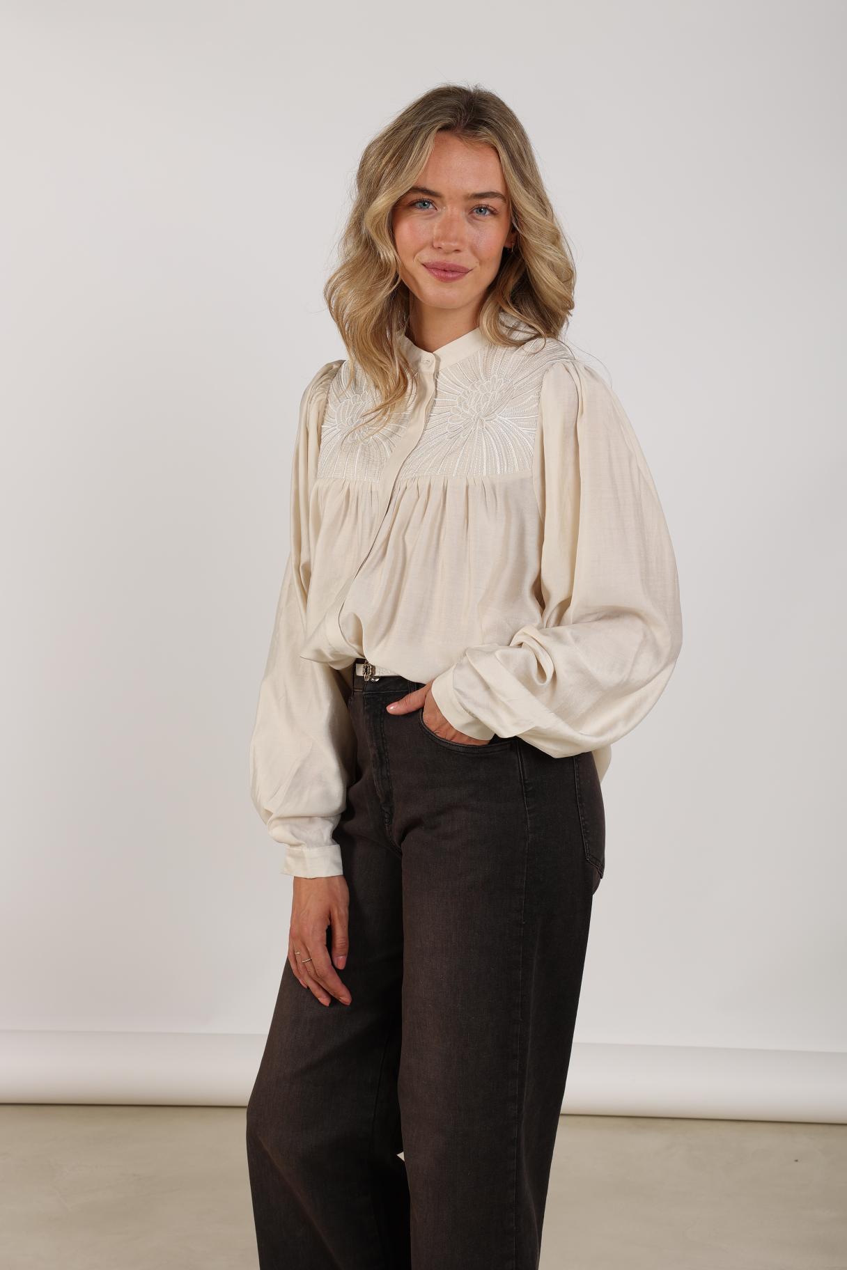 Julia Blouse | Off White